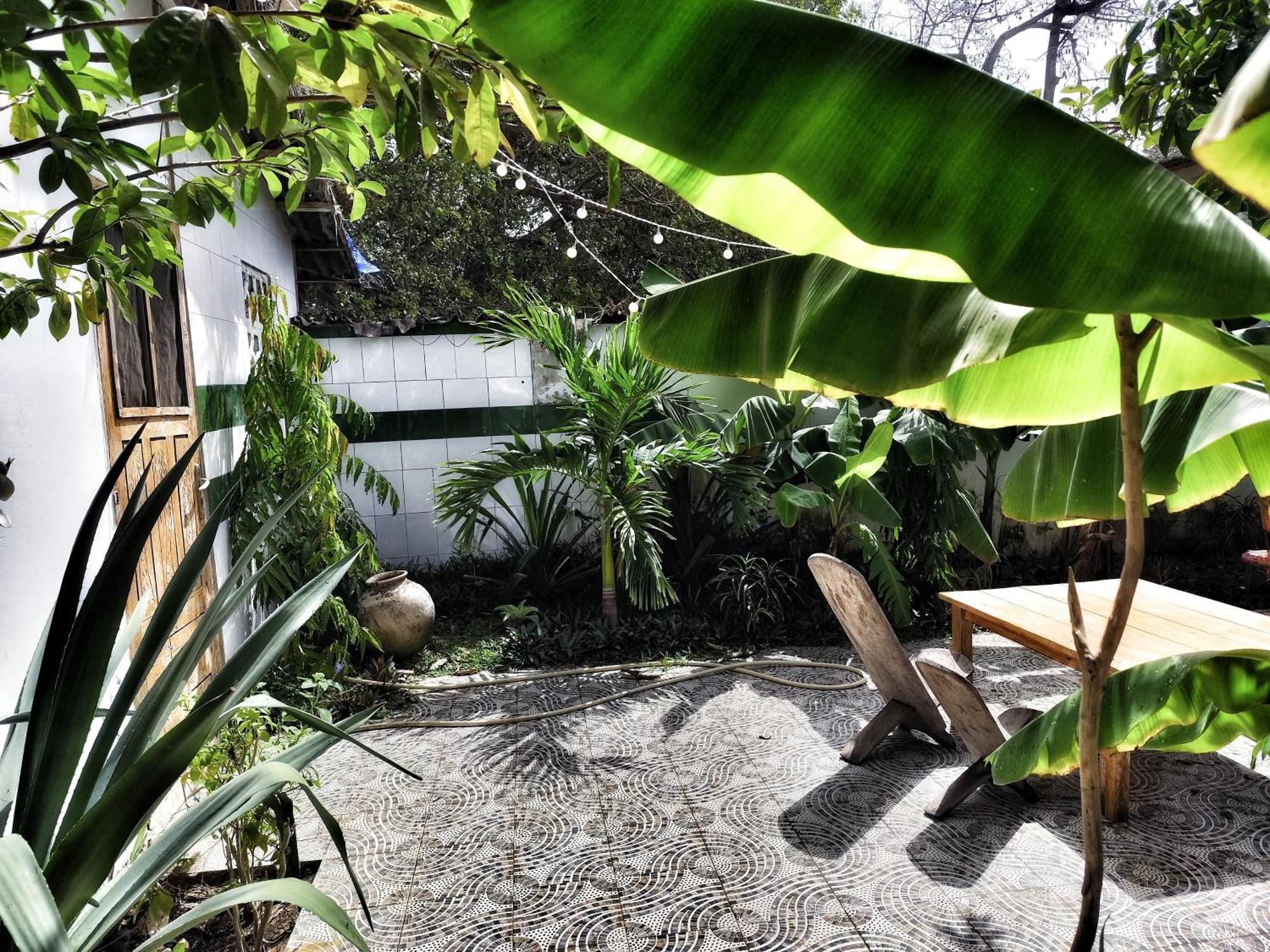 Akine Ti Kasso Piscine Hotel Diembéreng Exterior foto